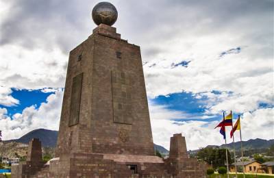 Mitad del Mundo, Ecuador